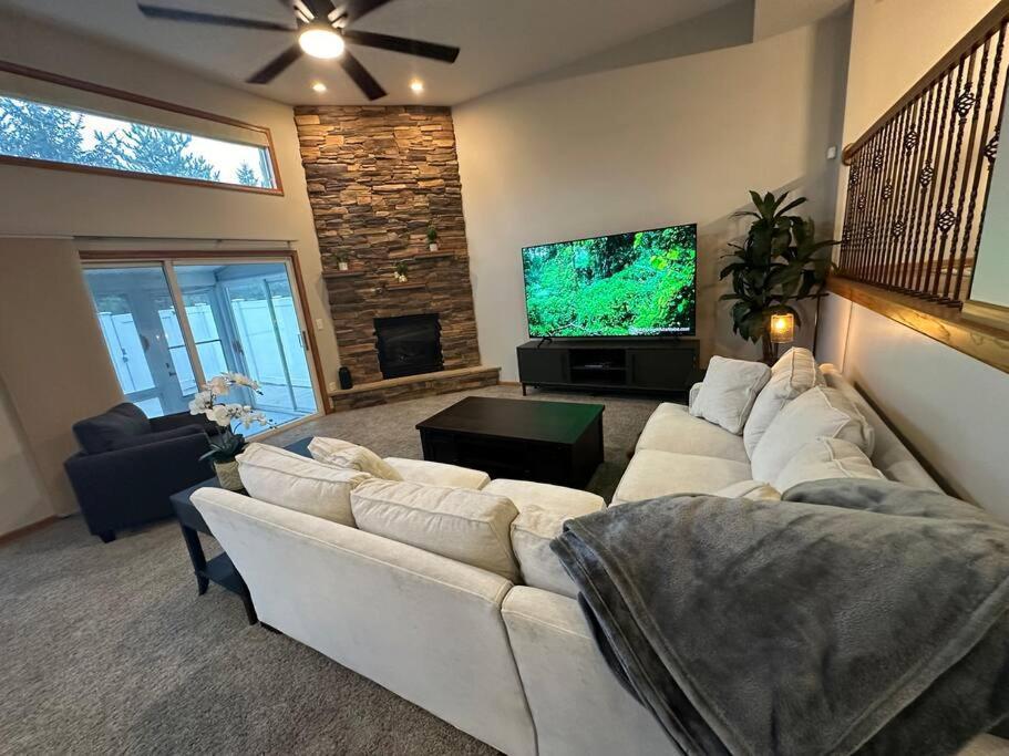 Inviting 3 Bed 2.5 Bath Townhome In Wadsworth Exteriér fotografie