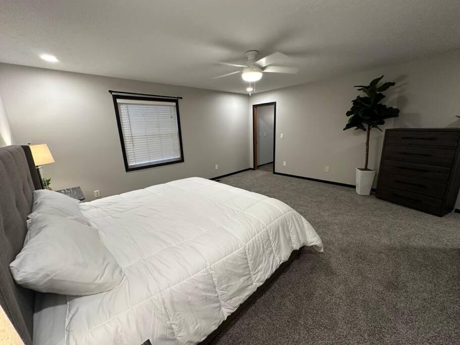 Inviting 3 Bed 2.5 Bath Townhome In Wadsworth Exteriér fotografie